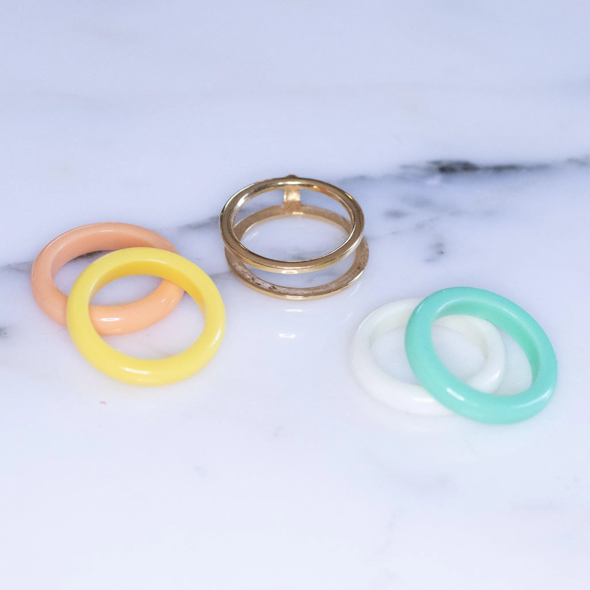 Vintage Avon Interchangeable Band Ring Mint White Peach Yellow with Gold