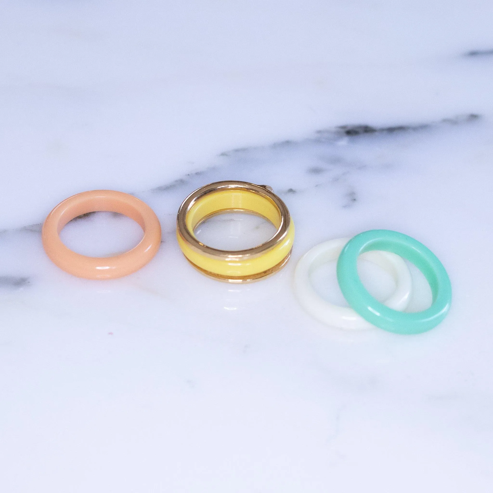 Vintage Avon Interchangeable Band Ring Mint White Peach Yellow with Gold