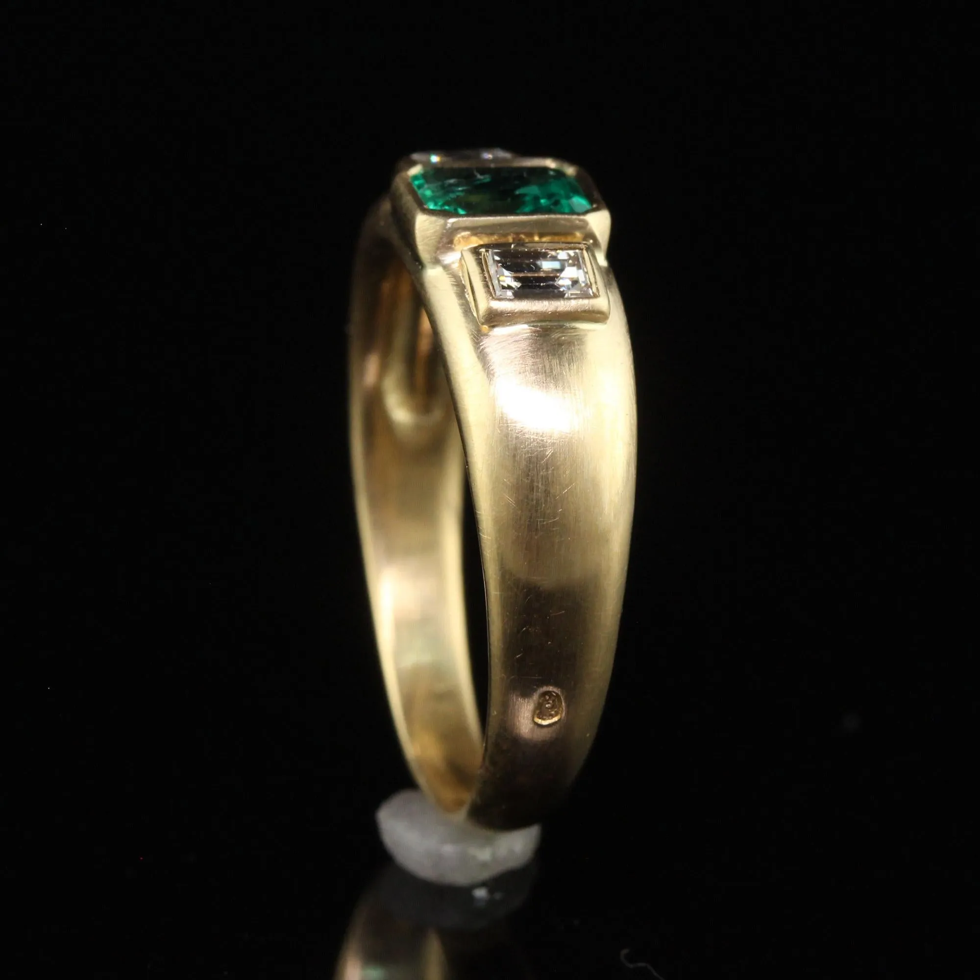 Vintage Retro French 18K Yellow Gold Colombian Emerald Diamond Three Stone Ring